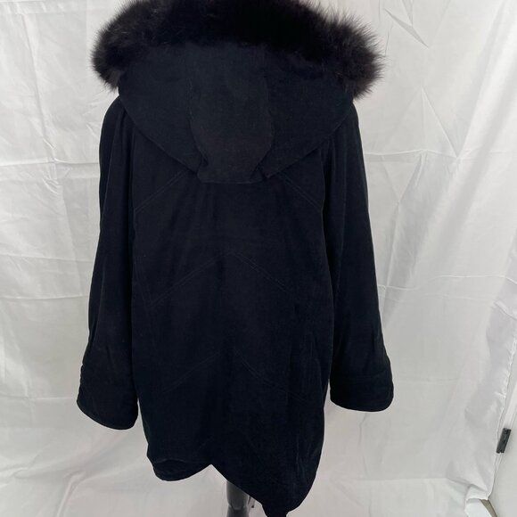 NuAGE DROOPY LOSE FIT WINTER JACKET VELEVITY FEEL WITH FUR HOODIE - Picture 7 of 10